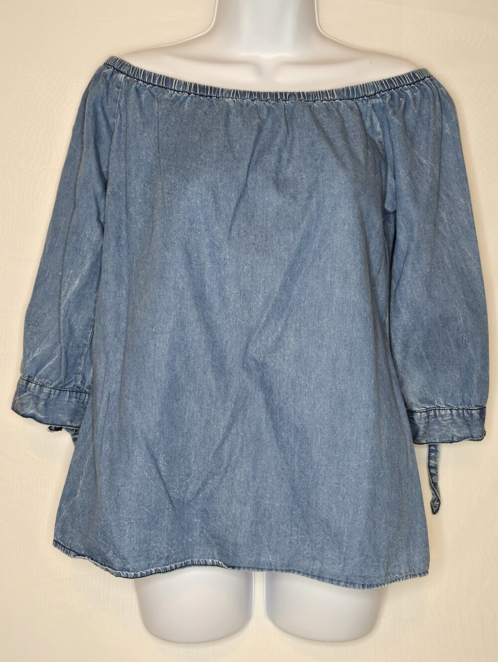 MILEAGE Womens Medium Off the Shoulder Denim Blouse Blue Cotton Tie Sleeve Top M